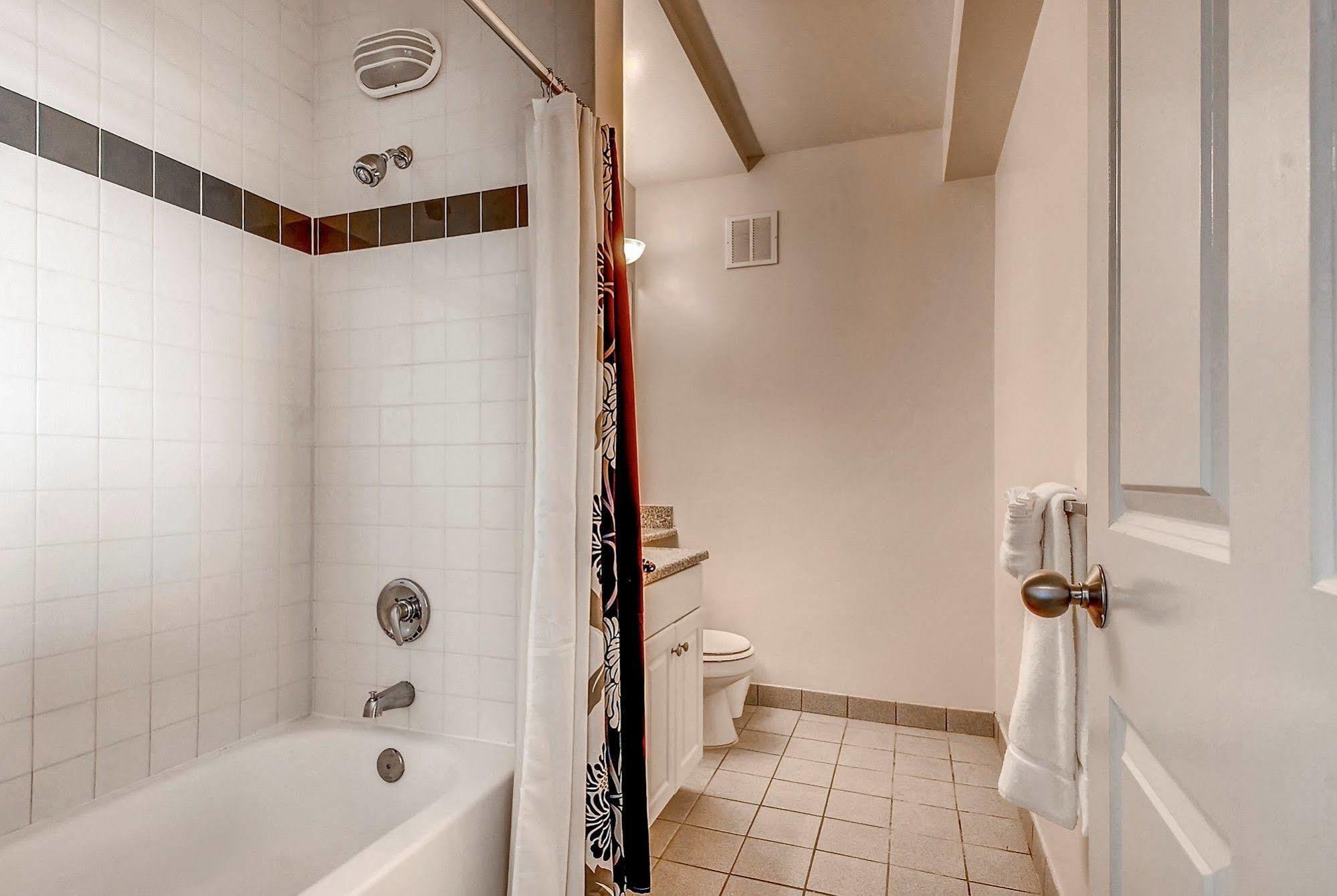 Global Luxury Suites At Exchange Τζέρσεϊ Εξωτερικό φωτογραφία